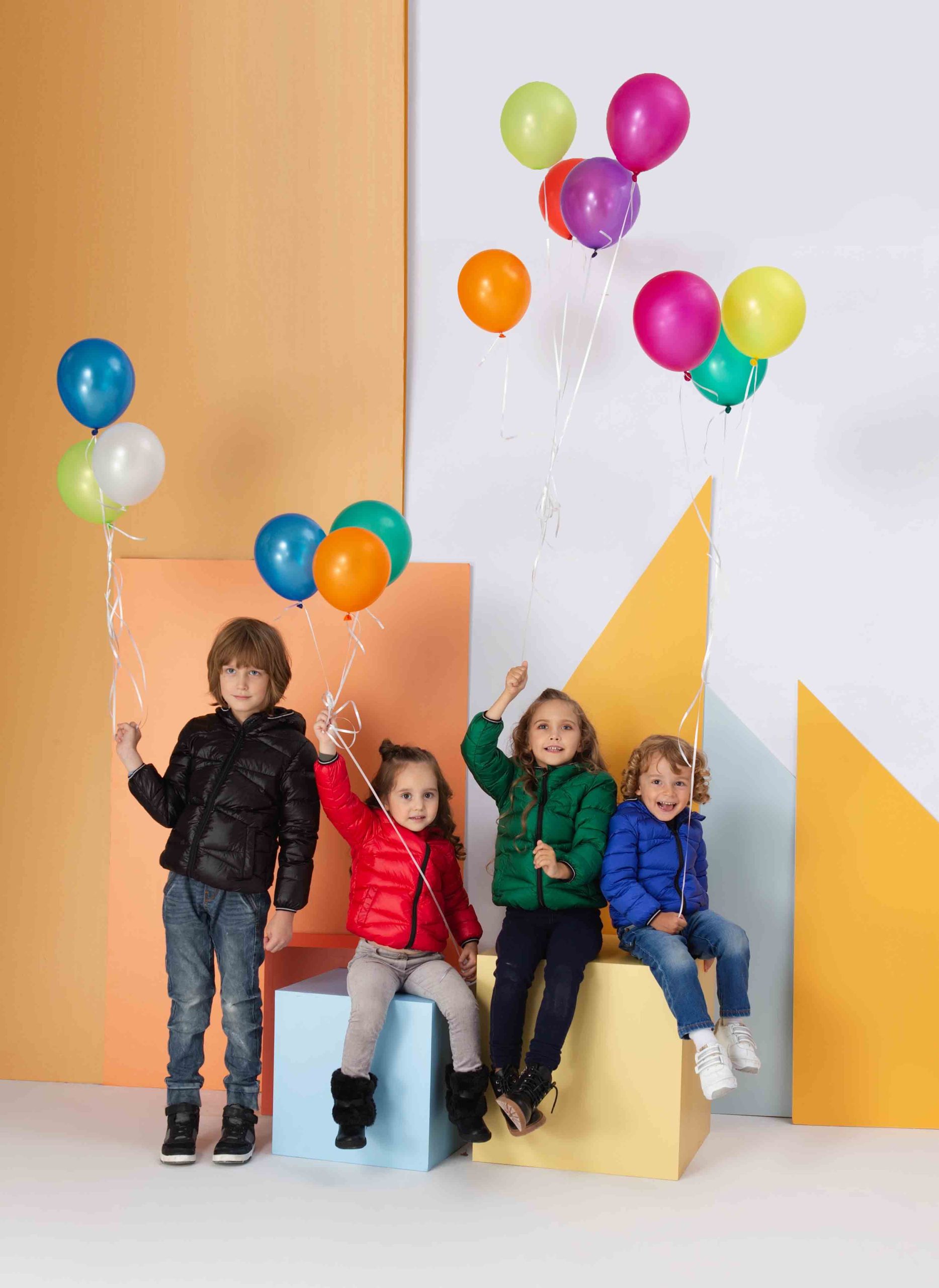 Kids down jacket campaign Shanghai